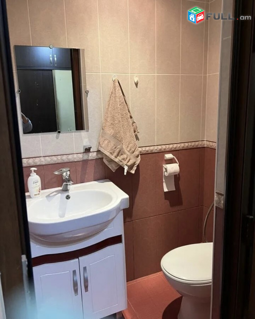 Կենտրոն՝ Մ.Հերացի փող. 2 սենյակ. 5/4 հարկ. 