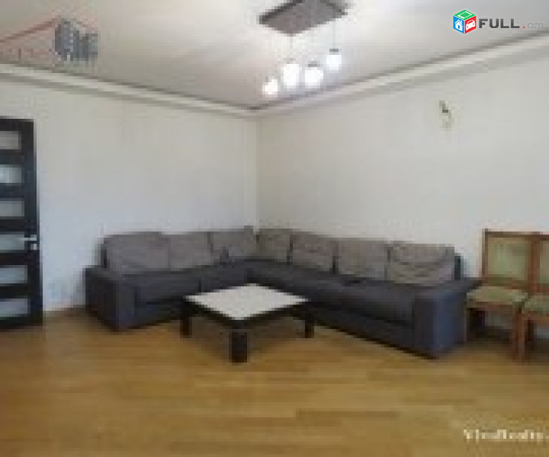 LA01323 Վարձով 3 սենյականոց բնակարան Հերացի փողոցում