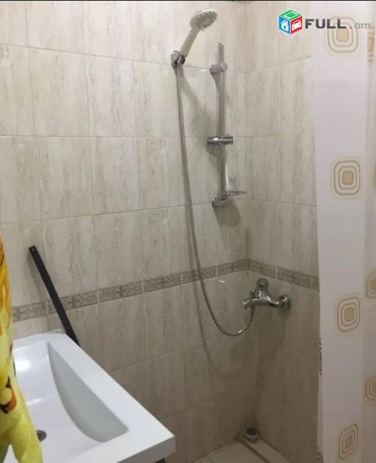 LA01391 Վարձով 1 սենյականոց բնակարան Ամիրյան փողոցում 