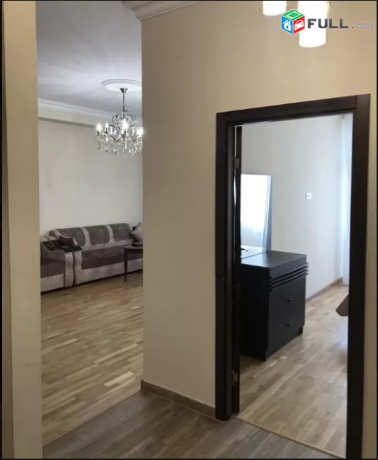 LA01437 Վարձով 3 սենյականոց բնակարան Զեյթուն Պարույր Սևակի փոսղոց , նորակառույց 