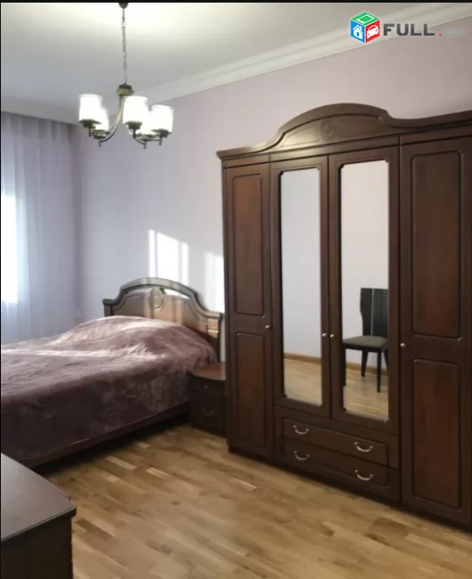 LA01437 Վարձով 3 սենյականոց բնակարան Զեյթուն Պարույր Սևակի փոսղոց , նորակառույց 