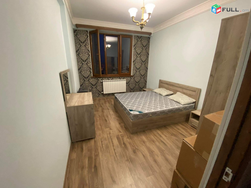 LA10541 Վարձով 4  սենյականոց բնակարան Վիկտոր Համբարձումյան փողոց , նորակառույց շենք