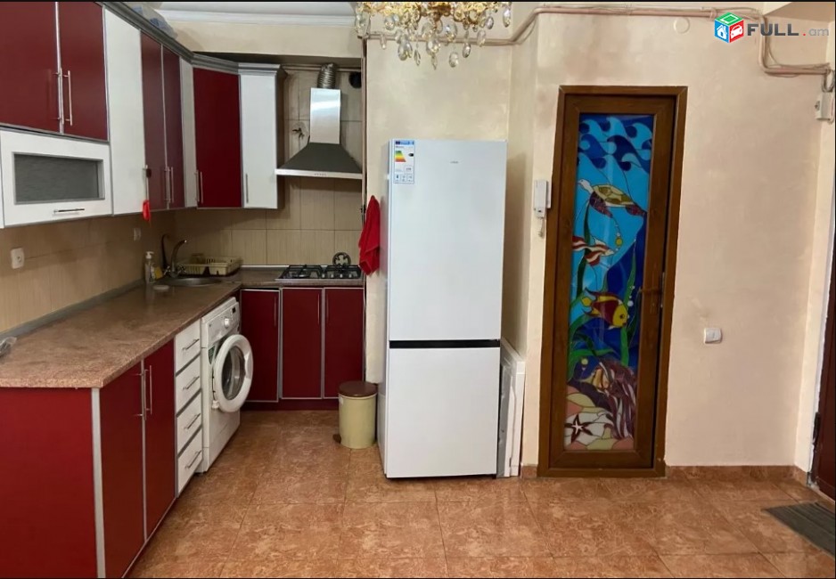 LA01541 Վարձով 2 սենյականոց բնակարան Հանրապետության փողոց