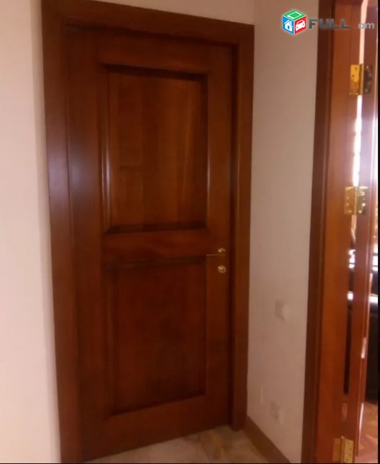 LA01556 Վարձով 3 սենյականոց բնակարան Արամ Խաչատրյան , Սլավոնական համլսարանի մոտ 