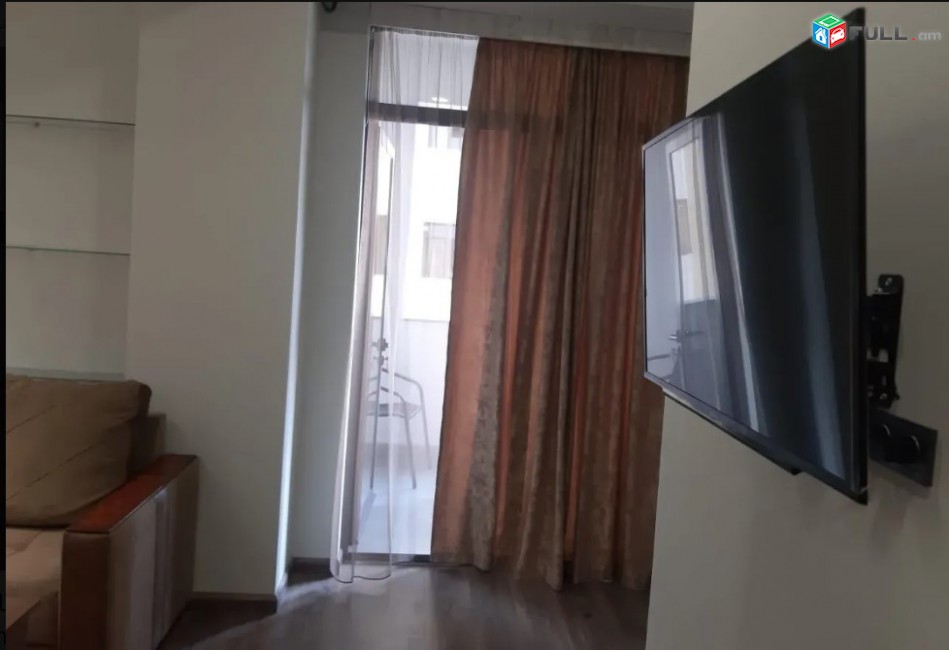 LA01776 Վարձով 2 սենյականոց բնակարան Կոմիտաս , Վաղարշյան խաչմերուկ նորակառույց