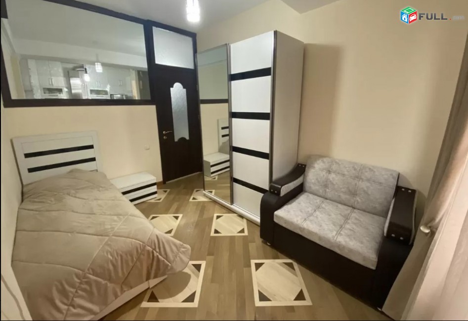 LA01836 Վարձով 3 սենյականոց բնակարն Բաղրամյան , Opera Suite Hotel-ի դիմաց