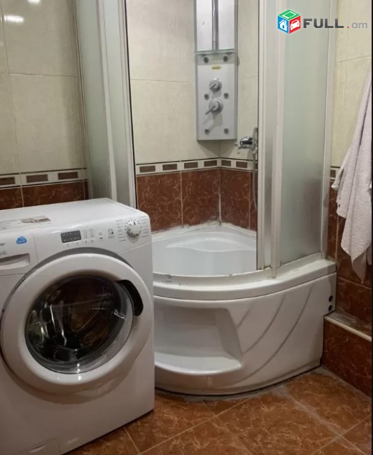 LA01854 Վարձով 2 սենյականոց բնակարան Աբովյան փողոց ,Սայաթ Նովա հատվածում