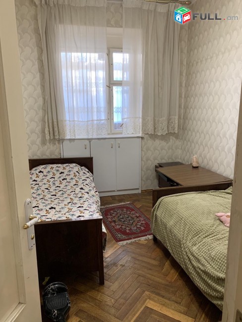 LA01885 Վարձով 3 սենյականոց բնակարան Կիլիկիա , Հրազդան ստադիոնի մոտ