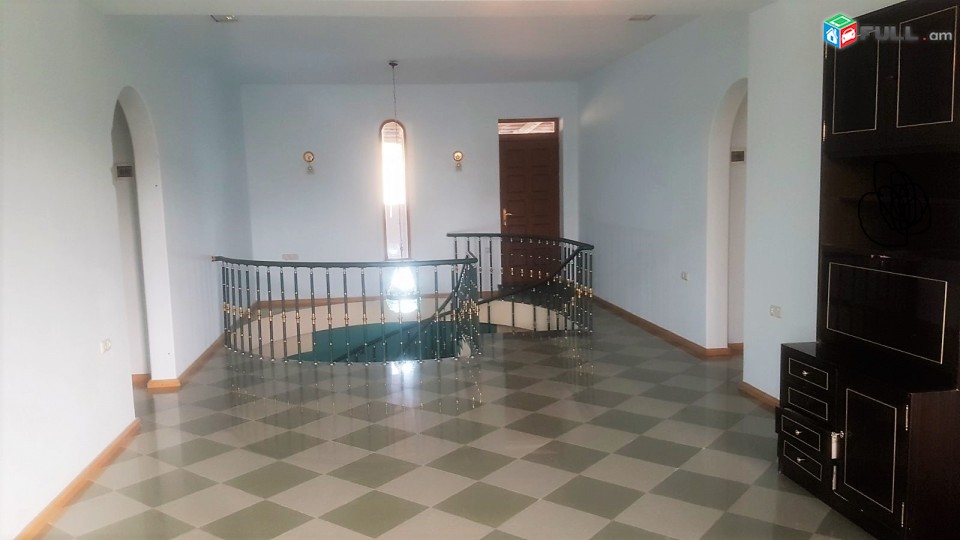 LA01891 Վարձով 7 սենյականոց առանձնատուն Ձոր 1 թաղամասում  Դավթաշեն 