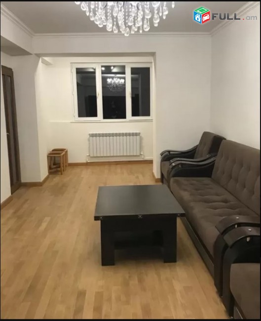 LA01915 Վարձով 2 սենյականոց բնակարան Պարոնյան փողոցում