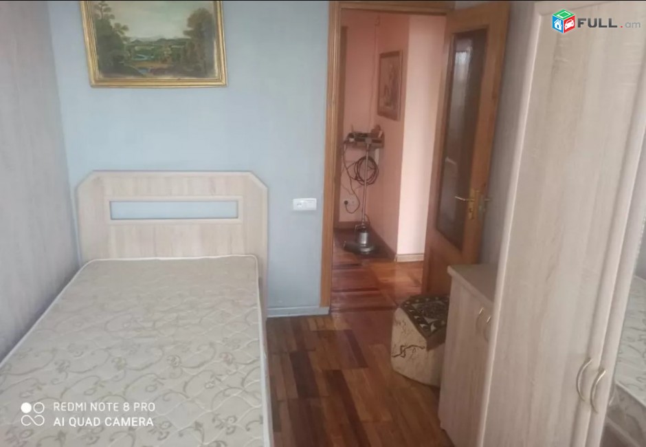 LA01952 Վարձով 3 սենյականոց բնակարան Էրեբունի մասիվ , հիվանդանոցի հարևանությամբ 