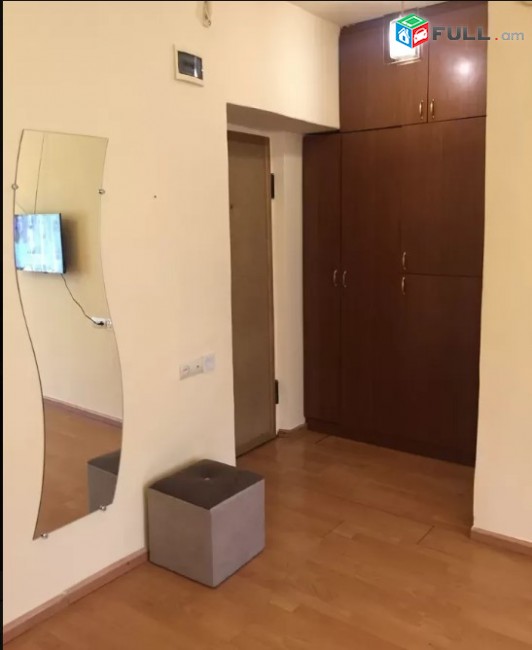 LA01981 Վարձով 1 սենյականոց բնակարան Հալաբյան փողոցում 