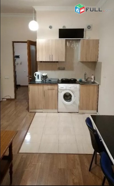 LA02392 Վարձով 1 սենյականոց բնակարան Արգիշտի փողոց , նորակառույց շենք