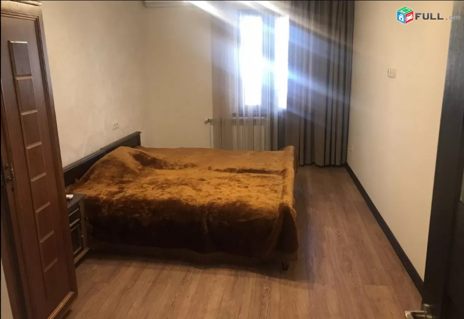 LA02455 Վարձով 3 սենյականոց բնակարան Կորյունի փողոցում