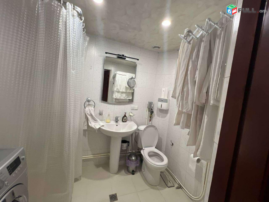 LA09529 Վարձով 2 սենյականոց բնակարան Գուլակյան փողոց , Արաբկիր