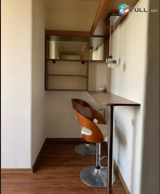 LA02553  Վարձով 3 սենյականոց բնակարան Հալաբյան, Թումոյի այգու հարեվանությամբ