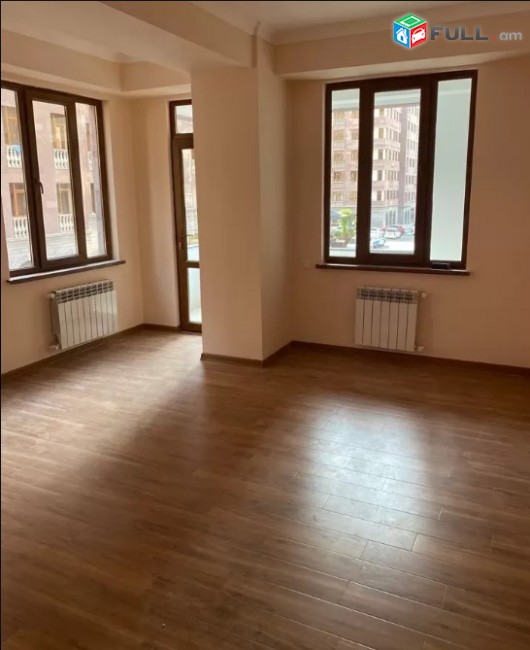 LA02742 Վարձով 3 սենյականոց բնակարան Ադոնց , նորակառույց 