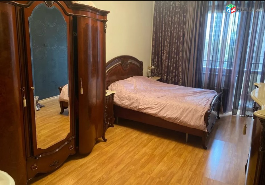 LA02809 Վարձով 3 սենյականոց բնակարան Ամիրյան փողոց , Մալիբու այգու մոտ