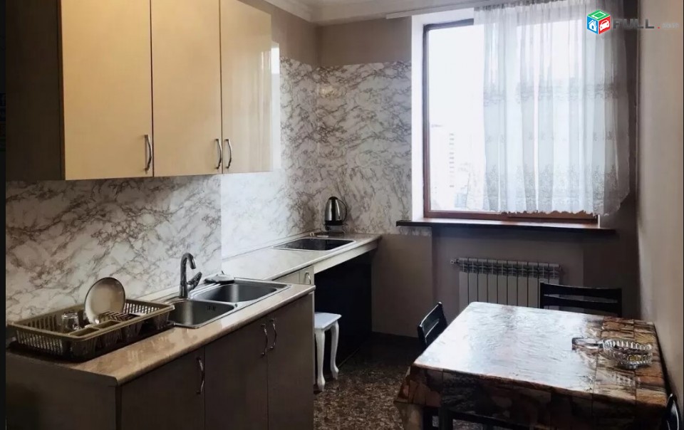 LA02968  Օրավարձով 4  սենյականոց բնակարան  Արամի  փողոց , Մալիբու այգու մոտ նորակառույց շենք 