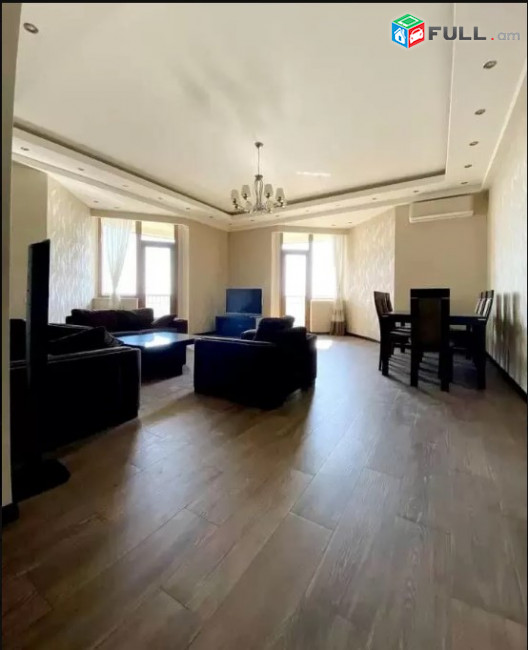 LA02897 Վարձով 3 սենյականոց բնակարան Լեռ Կամսար ,Ամերիկյան համալսարանի մոտ
