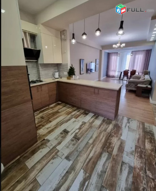 LA03277 Վարձով 3 սենյականոց բնակարան Անտառային փողոց , նորակառույց
