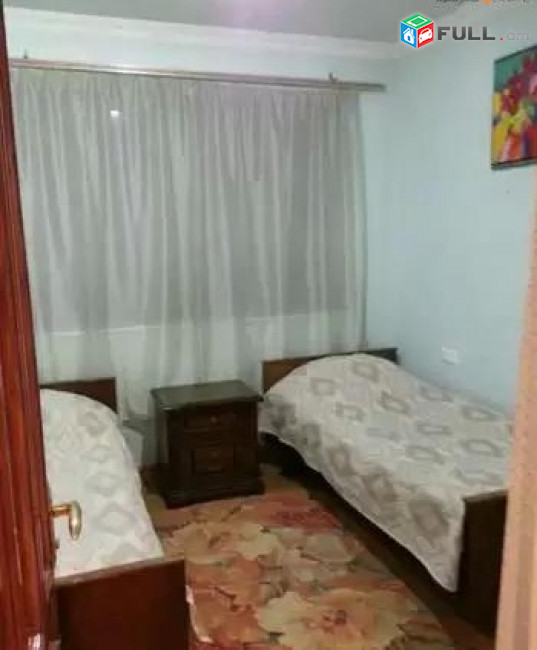 LA03309 Վարձով - 4 սենյականոց բնակարան Սարյան փողոցում