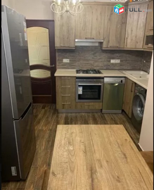 LA03320 Վարձով 4 սենյականոց բնակարան Հին Երևանցու փողոց , Օպերա 