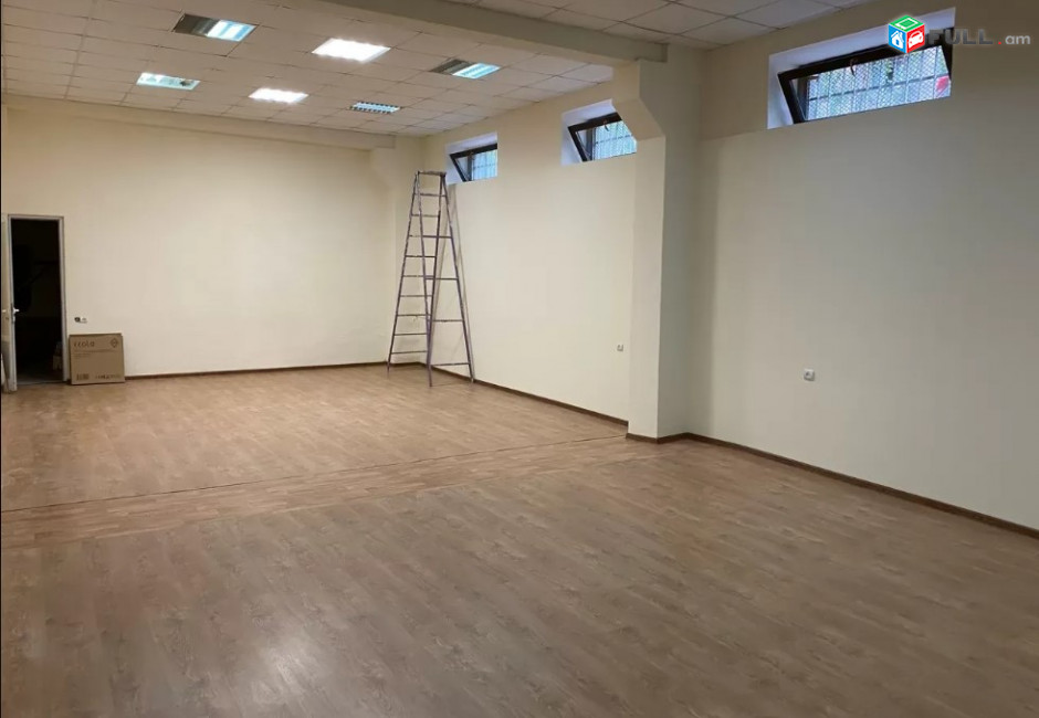 LA03369 Վարձով 100 քմ  գրասենյակային տարածք Հակոբ Հակոբյան փողոցում