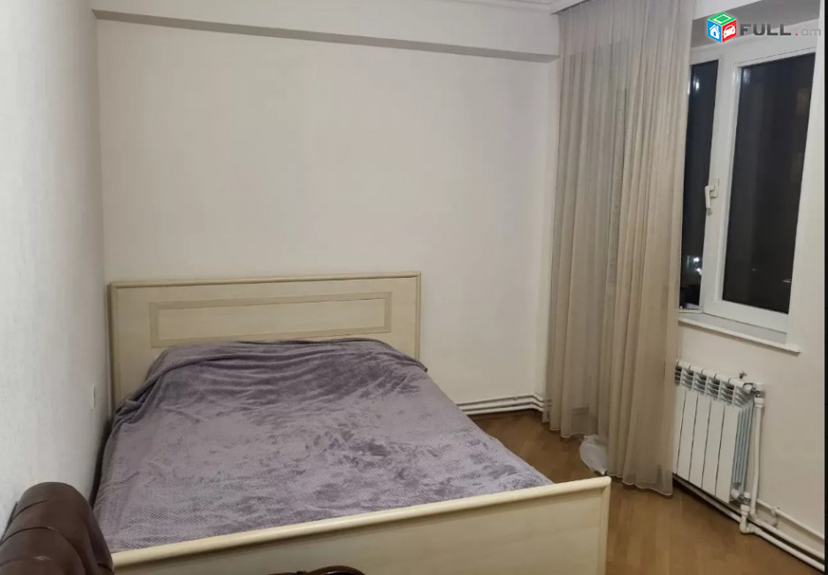 LA03392 Վարձով 4 սենյականոց բնակարան Մաշտոցի պողոտա , Օպերա