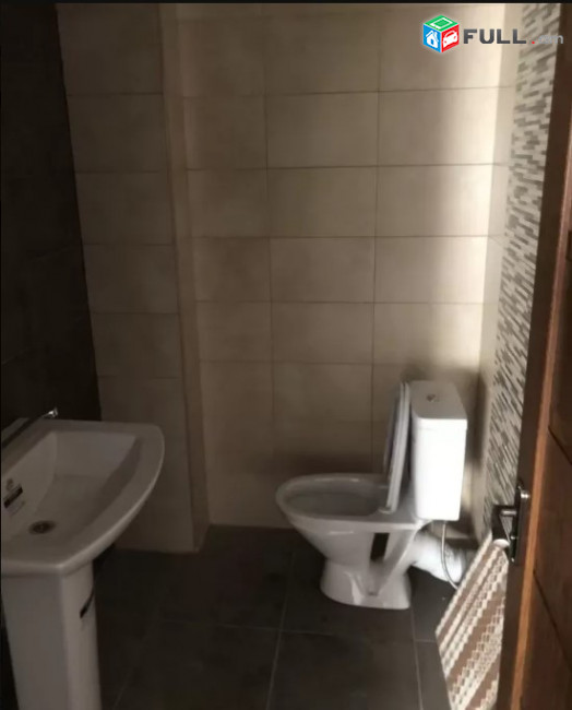LA03404 Վարձով 4 սենյականոց բնակարան  նաև գրասենյակ Ադոնց , Երազ բնակելի թաղամաս