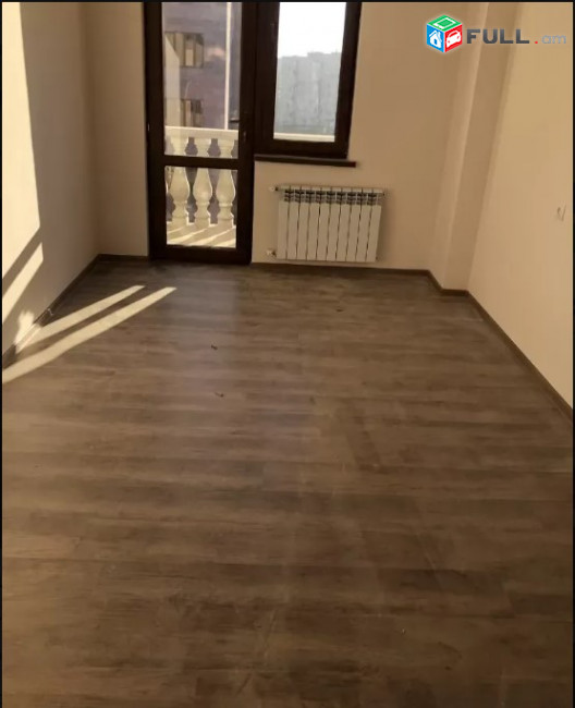 LA03404 Վարձով 4 սենյականոց բնակարան  նաև գրասենյակ Ադոնց , Երազ բնակելի թաղամաս