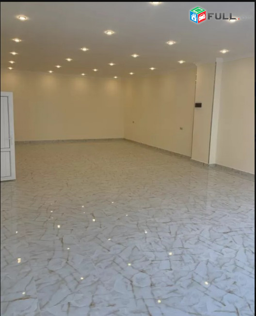 LA03422 Վարձով 160  քմ գրասենյակային Երզնկյան փողոցոում