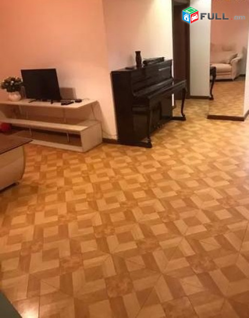 LA03427 Վարձով - 2 սենյականոց բնակարան Տիգրան Մեծ փողոց, Ռոսսիա մոլլի մոտ