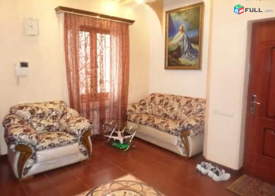 LA03486 Վարձով 3 սենյականոց սեփական տուն Քանաքեռ, Սարկավագի փողոց Ռուսական եկեղեցու մոտ