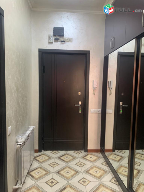LA03524 Օրավարձով 2 սենյականոց բնակարան Արամի փողոց , նորակառույց