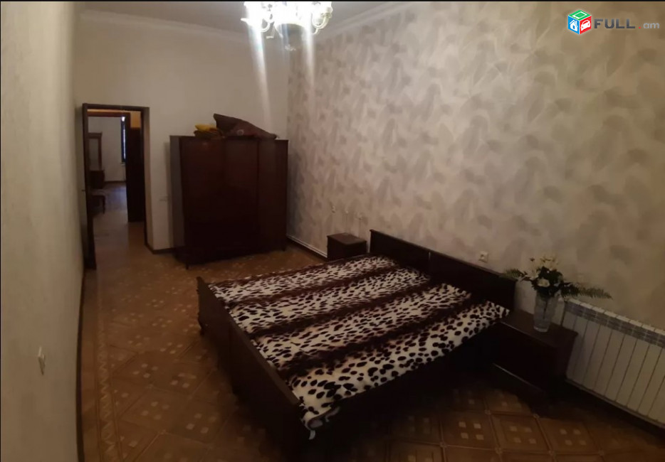 LA03542  Վարձով 3  սենյականոց բնակարան Ալեքսանդր Սպենդիարյանի  փողոցում 