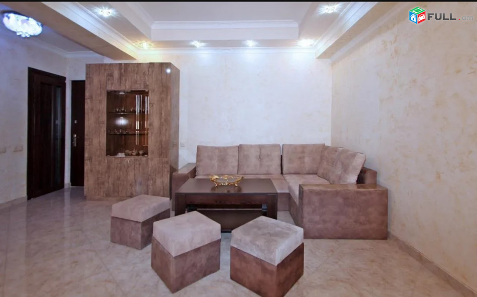 LA03573 Վարձով 2 սենյականոց բնակարան Զաքյան փողոցում 