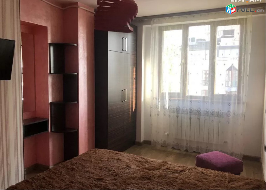  LA03582 Վարձով 2 սենյականոց բնակարան Մոսկովյան փողոցում 