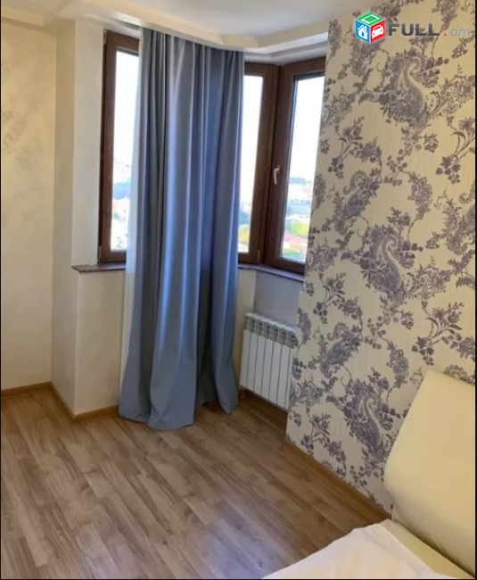 LA03632  Վարձով 3 սենյականոց բնակարան Արաբկիր 51 փողոցում