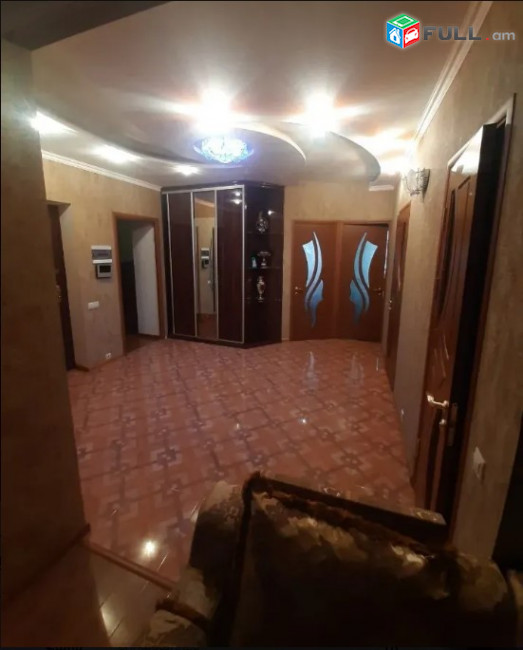 LA03664 Վարձով 4 սենյականոց բնակարան Մոլդովական փողոց , 2 -րդ մասիվ