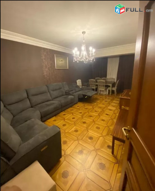LA03679 Վարձով 2 սենյականոց բնակարան Պարոնյան ,Մաշտոց փակ շուկայի հարևանությամբ