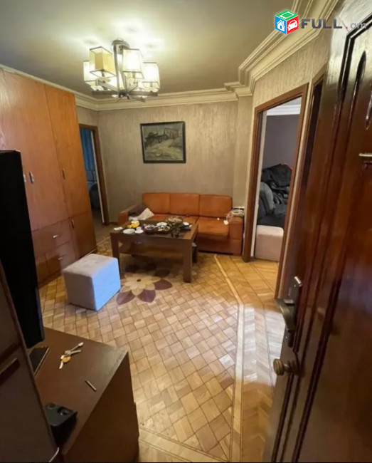 LA03679 Վարձով 2 սենյականոց բնակարան Պարոնյան ,Մաշտոց փակ շուկայի հարևանությամբ