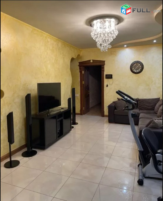 LA03669 Վարձով 4 սենյականոց բնակարան Վրացական փողոցում