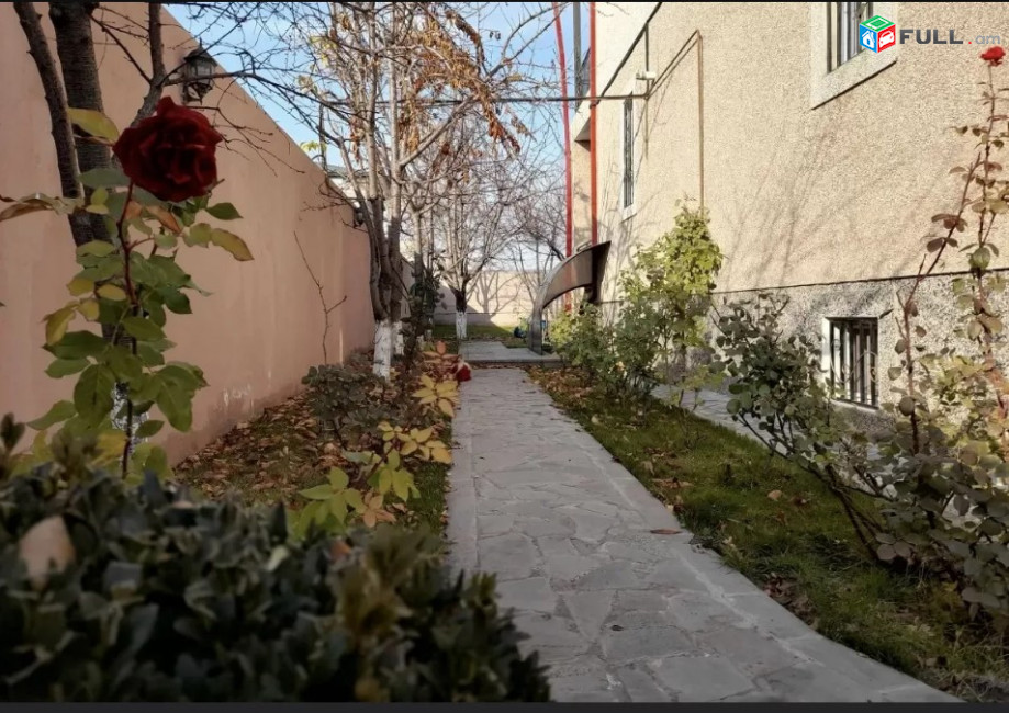 LA03724 Վարձով 7 սենյականոց բնակարան Առինջ , Խաչատուր Աբովյան փողոց 