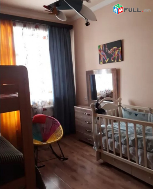 LA03754 Վարձով 4 սենյականոց բնակարան Ծարավ Աղբյուր , նորակառույց 