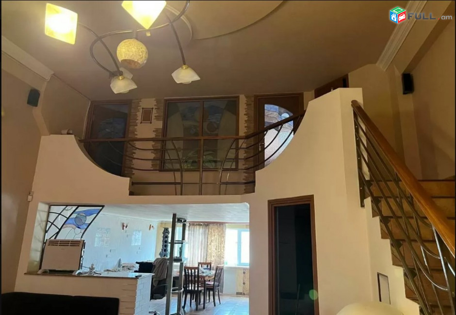 LA03762 Վարձով 4 սենյականոց բնակարան Արշակունյաց, Թերլեմեզյան քոլեջի 