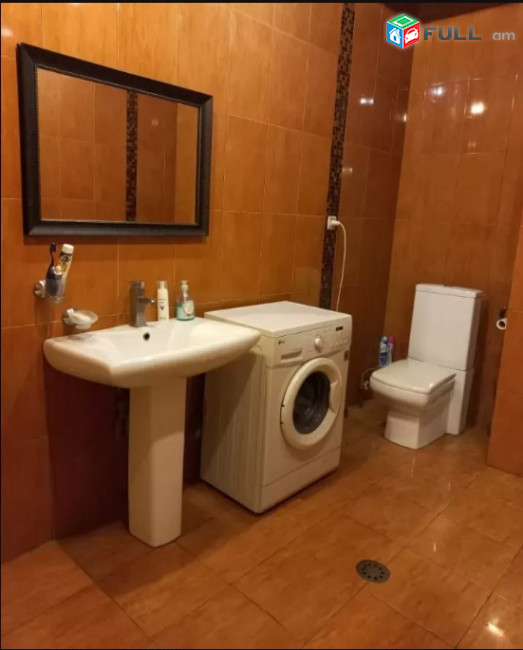 LA03792  Վարձով 2 սենյականոց բնակարան Պարոնյան փողոցում