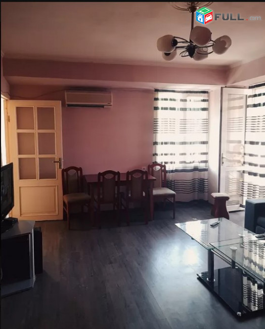 LA03839 Վարձով 2 սենյականոց բնակարան Ամիրյան փողոցում 