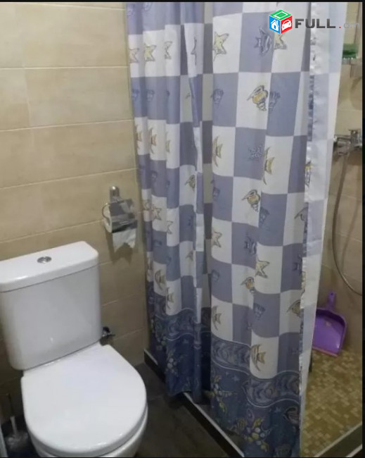 LA03882 Վարձով 75 քմ . գրասենյակային տարածք Բաղրամյան , Բաղրամյան մետրոյի հարևանությամբ