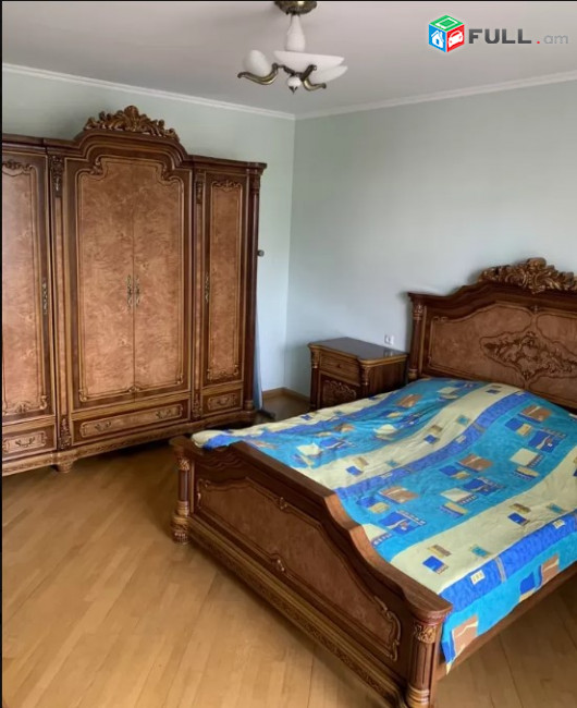 LA03879 Վարձով 3 սենյականոց բնակարան Դեմիրճյան փողոցում 